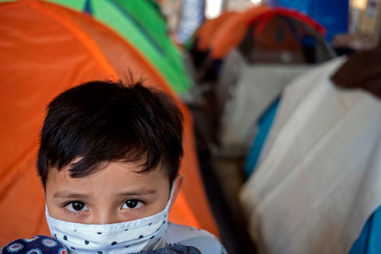 Inmigrantes que perdieron sus casos de asilo bajo el programa 'Quédate en México' tendrán una segunda oportunidad