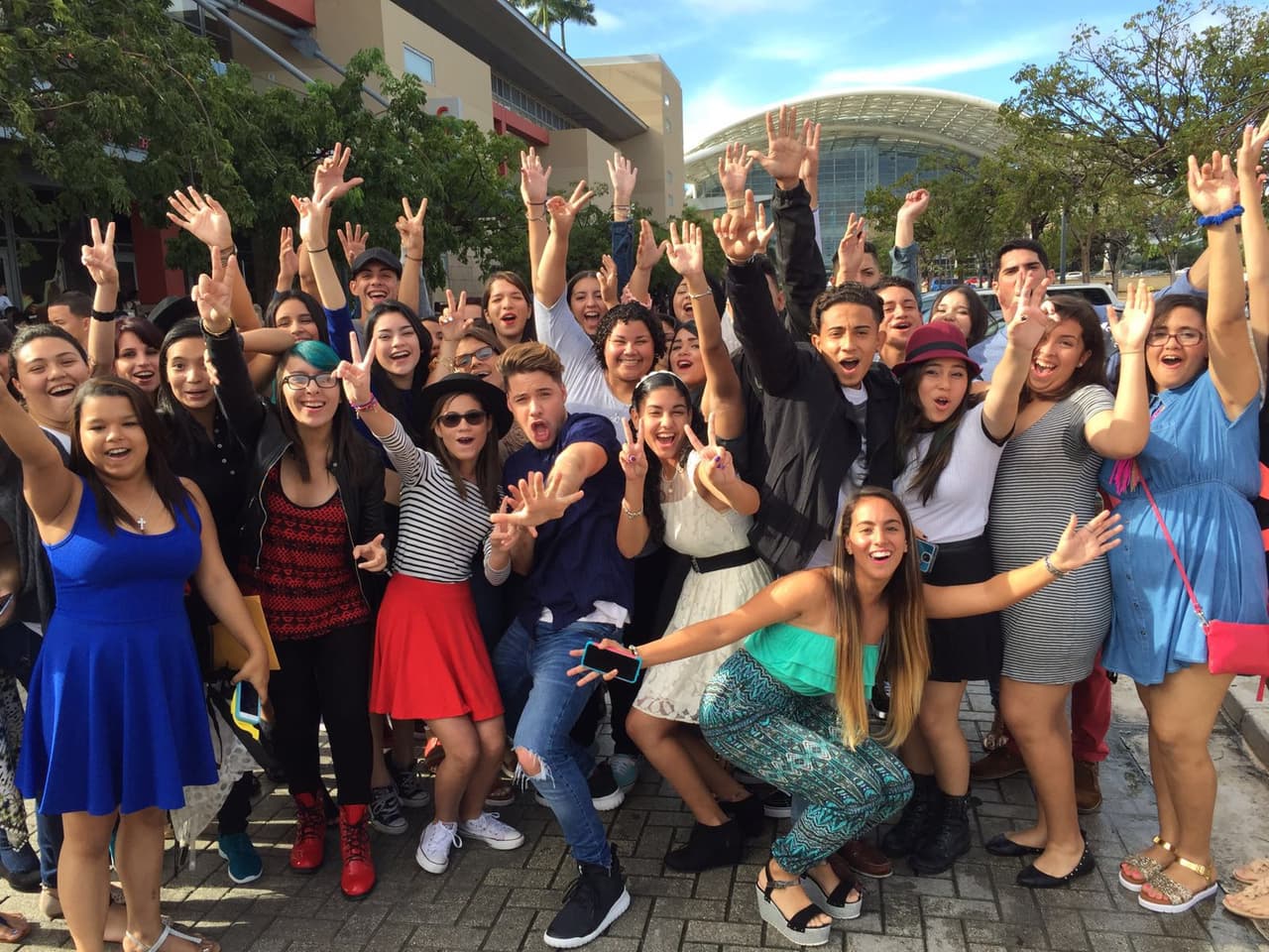 Chicas y chicos con talento llegaron de toda la isla, rompieron récord de asistencia y hasta la lluvia soportaron, así fue como los boricuas dejaron claro que vienen fuerte en la segunda temporada de La Banda.