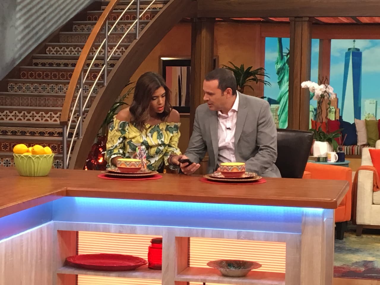 Entre comerciales, Francisca y Alan chismearon un poco.