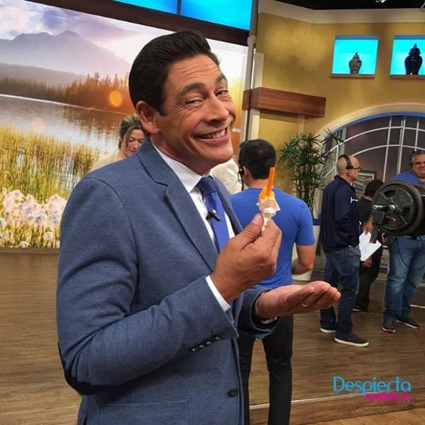 Adivinen quién fue el que comió más paletas de hielo.