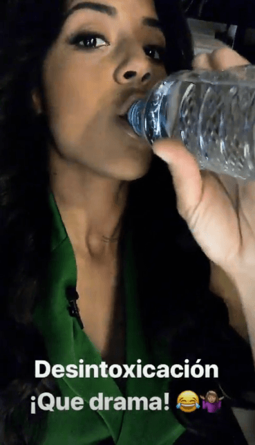 “Ya empecé mi proceso de desintoxicación, mucha agüita el día de hoy, ya me tomé mi jugo verde (después les paso la receta), ya estoy con energía y lista para esperarlos hoy en Despierta América”, dijo en un video que publicó en redes sociales.
<br>