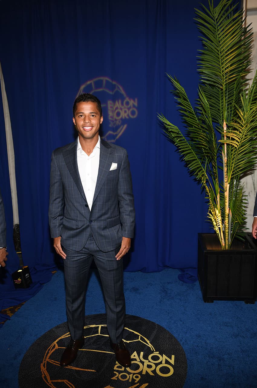 Los invitados especiales brillaron con luz propia en la alfombra azul del Balón de Oro 2019 de la Liga MX celebrado este sábado en Los Ángeles.