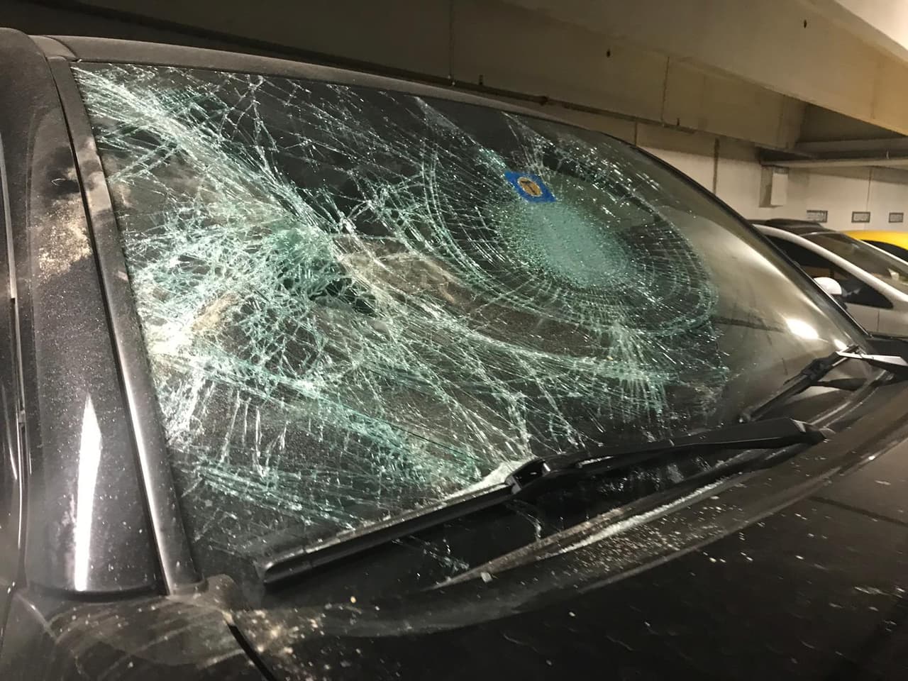 La policía pide información que ayude a resolver el caso.
<br>