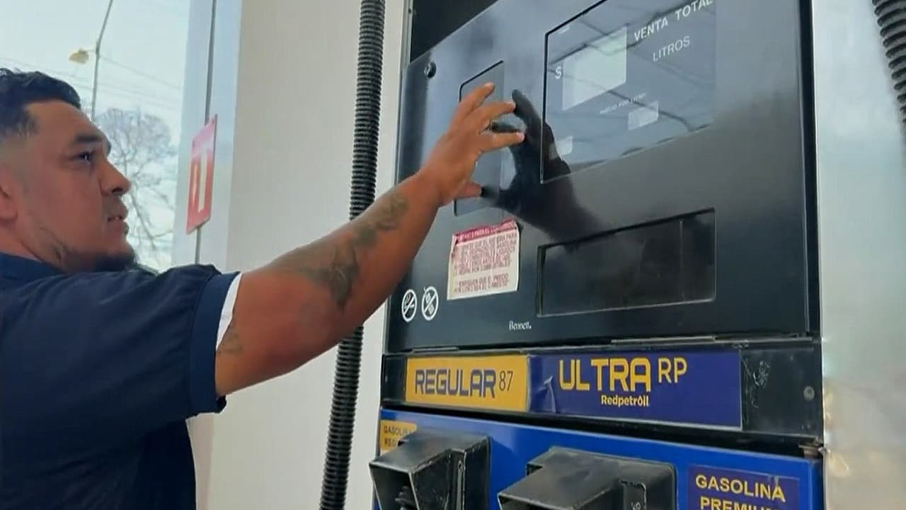 Gasolina sube a $4.48 por galón ¿Impactará en la intención de voto para las elecciones?