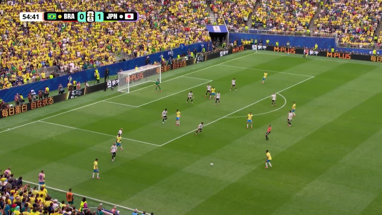 ¡GOL!  anota para Brasil. Casemiro