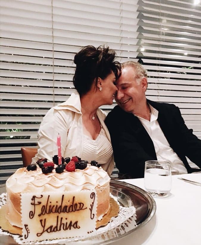 Ese estado mexicano
<b> <a href="https://www.univision.com/shows/despierta-america/se-complica-el-proceso-legal-del-esposo-de-yadhira-carrillo-abogado-explica-su-situacion-tras-nuevos-cargos-video" target="_blank">lo señala de haber ejercido "perjuicio"</a></b> en contra "del patrimonio de la entidad". 
<br>