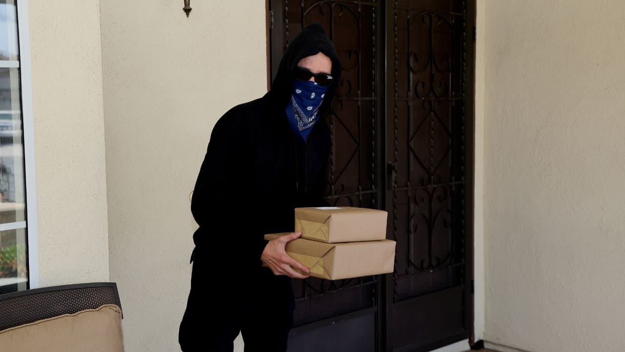 Cómo evitar los ladrones de paquetes esta temporada de compras navideñas