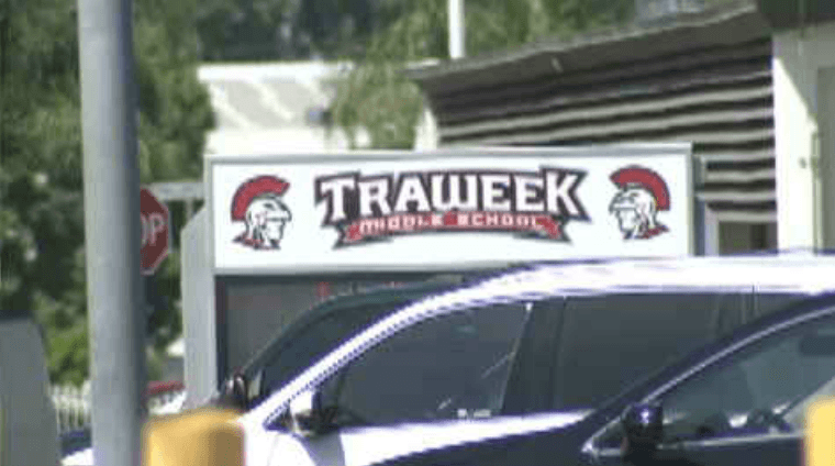 Buscan a sospechosos de intento de secuestro de varios menores en West Covina
