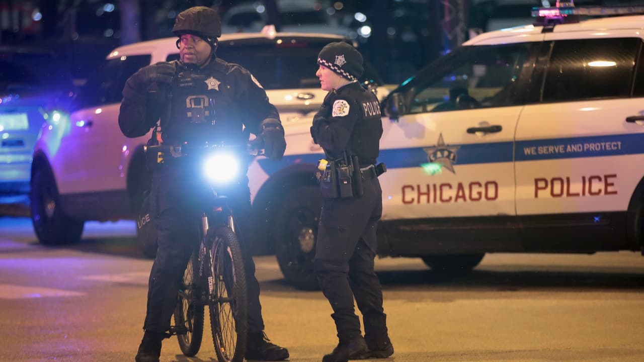 Buscan a agresores que han estado robando vehículos a mujeres en área de Hyde Park