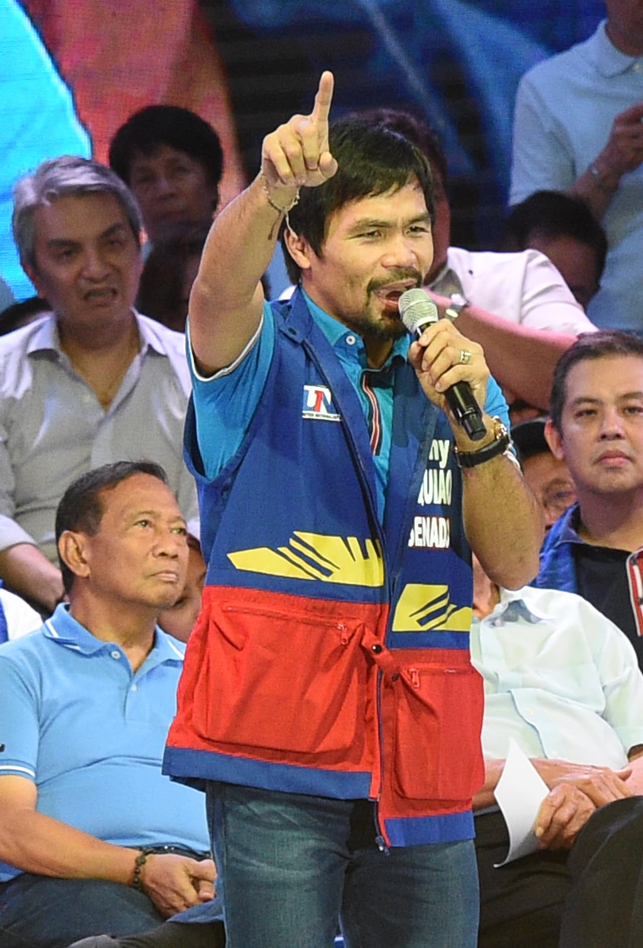 Pacquiao en pleno discurso político