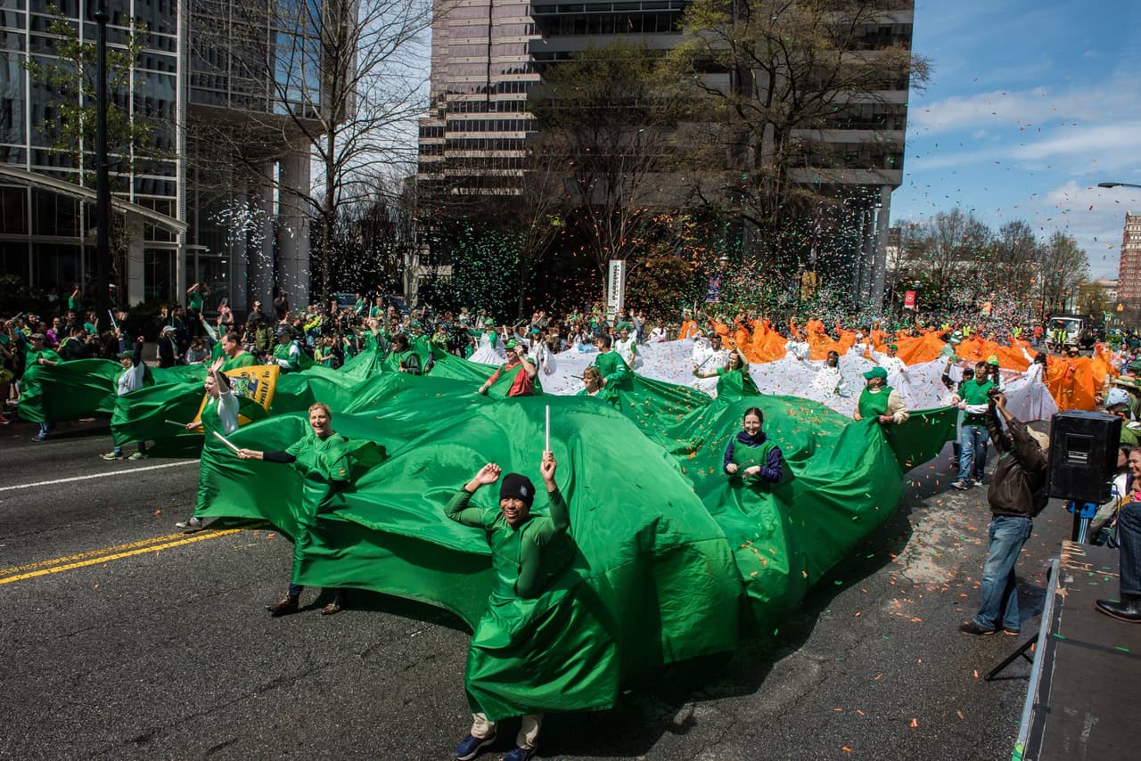 <b><a href="https://atlantastpats.com/parade-info/">El desfile de San Patricio en Atlanta</a></b> inició en 1858 y es considerado uno de los más antiguos del país.