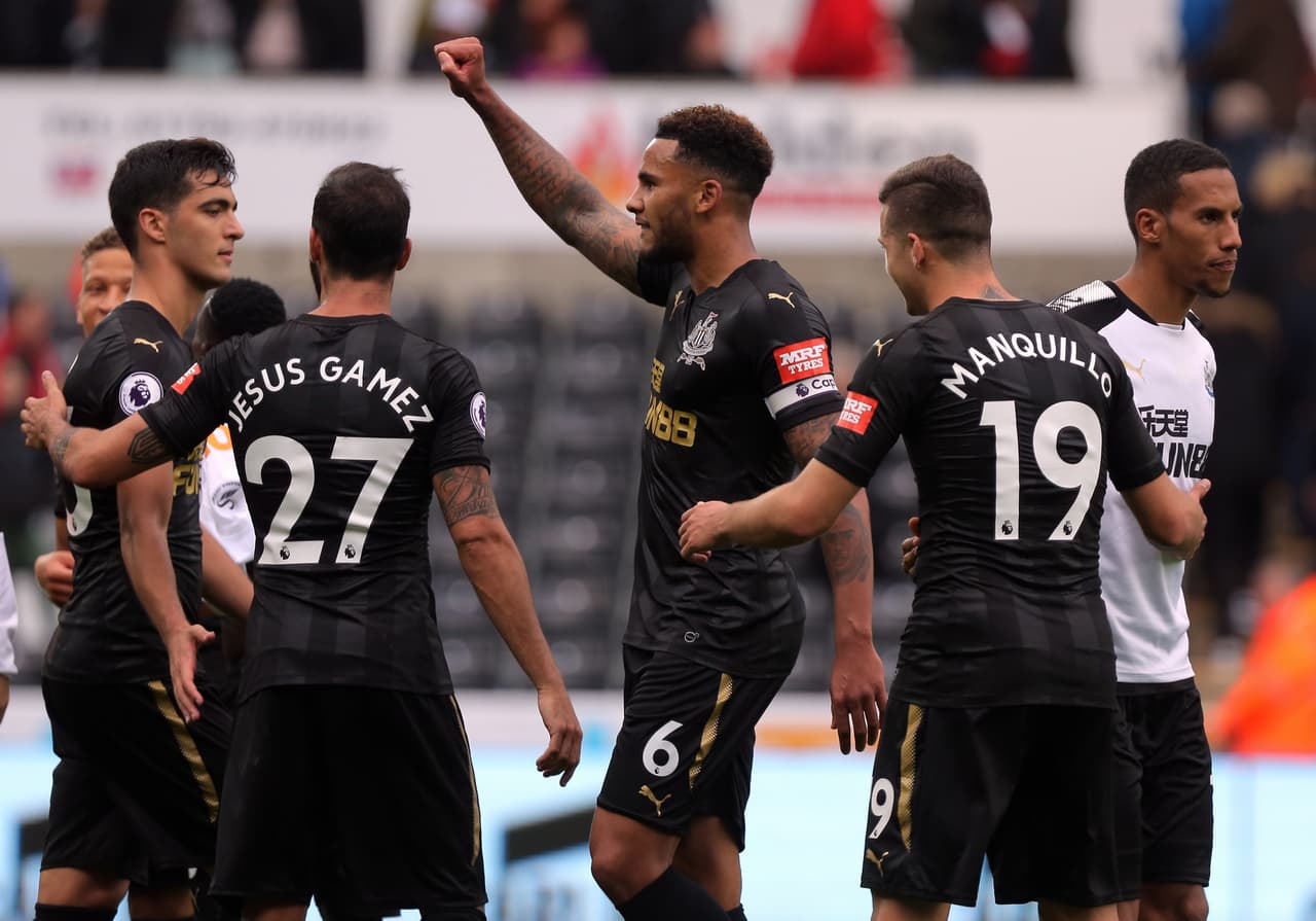 Newcastle, sin Benítez en el banquillo, suma su primer triunfo a domicilio