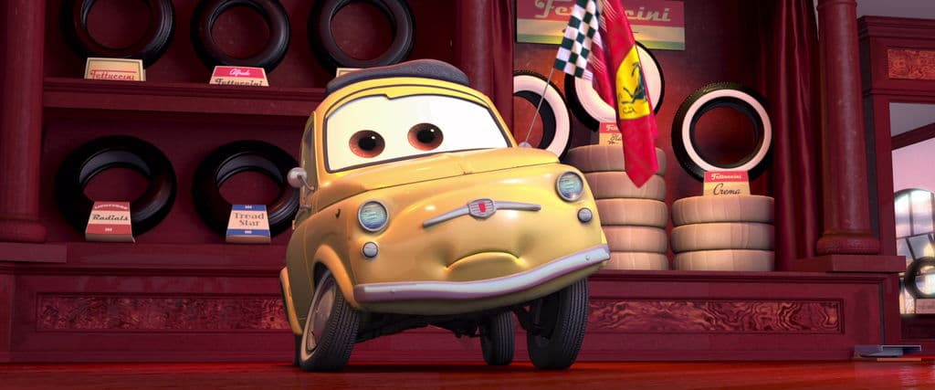 El excéntrico 
<b>Luigi</b> siempre fue un 
<b>gran aficionado a Ferrari</b>, (de hecho en Cars 2 recibe en su tienda la visita de una moderna Ferrari personificada por el mismísimo Michael Schumacher). Este Fiat 500, en sus años de esplendor, se impulsaba por un 
<b>motor de sólo 0.5 litro</b> con una velocidad de apenas 53 millas por hora.