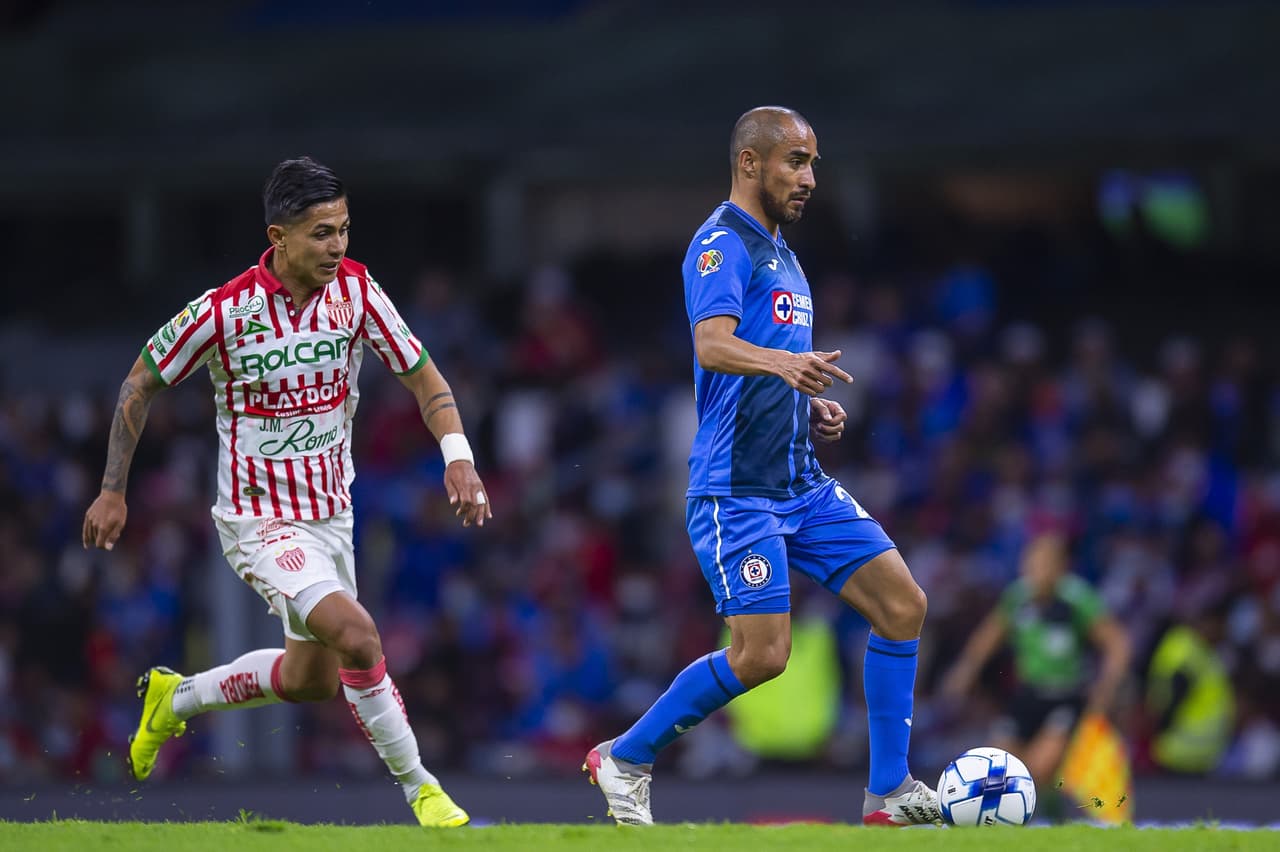 Cruz Azul y Necaxa protagonizaron un partido que tuvo un final cardiaco.