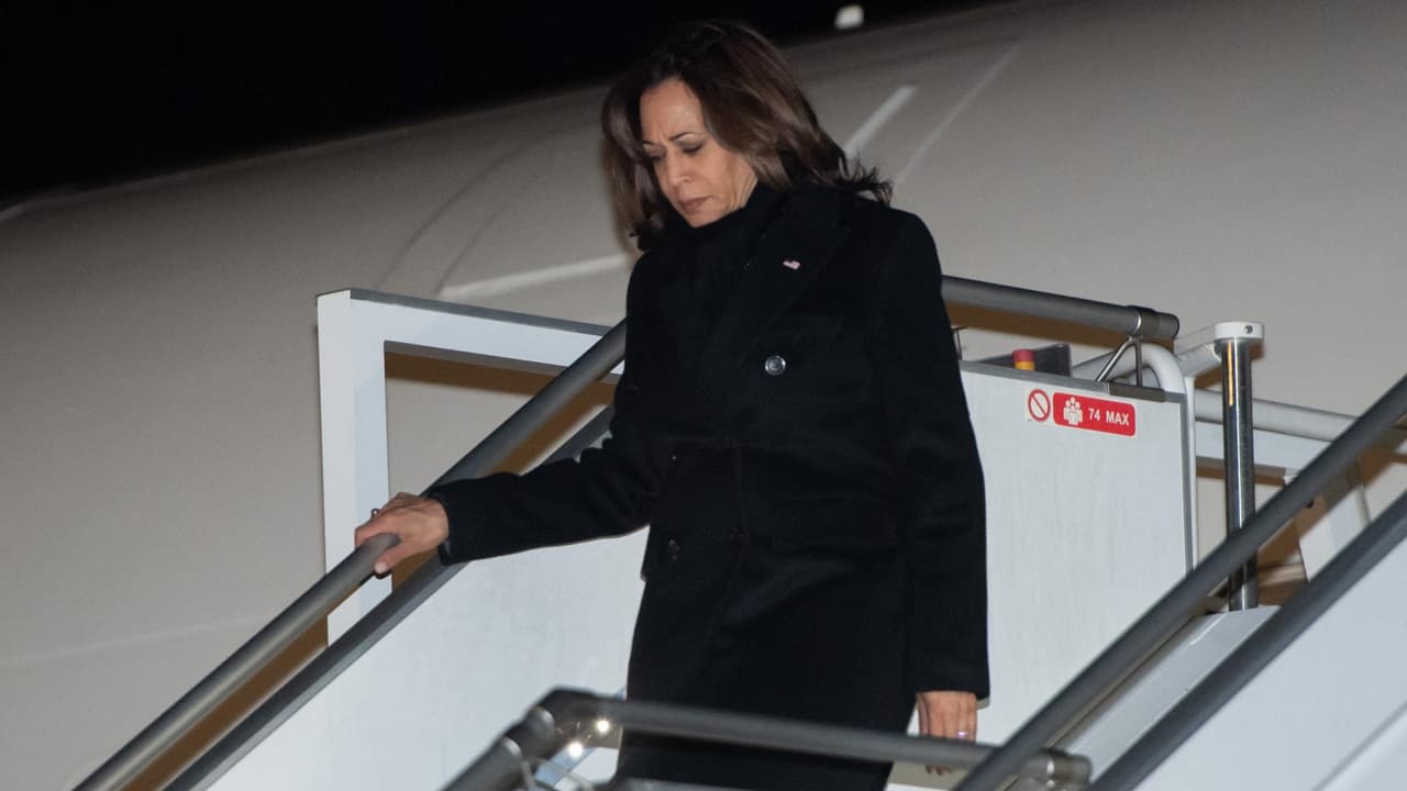 <b>Mira también:</b> La vicepresidenta de Estados Unidos, Kamala Harris, llegó la noche del miércoles al aeropuerto de Varsovia a bordo del Air Force One y se espera que durante la mañana del jueves se reúna con el presidente de Polonia, Andrzej Duda. Además, tendrá un encuentro con el primer ministro de Canadá y el viernes partirá hacia Rumanía. 
<b><a href="https://www.univision.com/noticias" target="_blank">Más noticias aquí</a></b>.