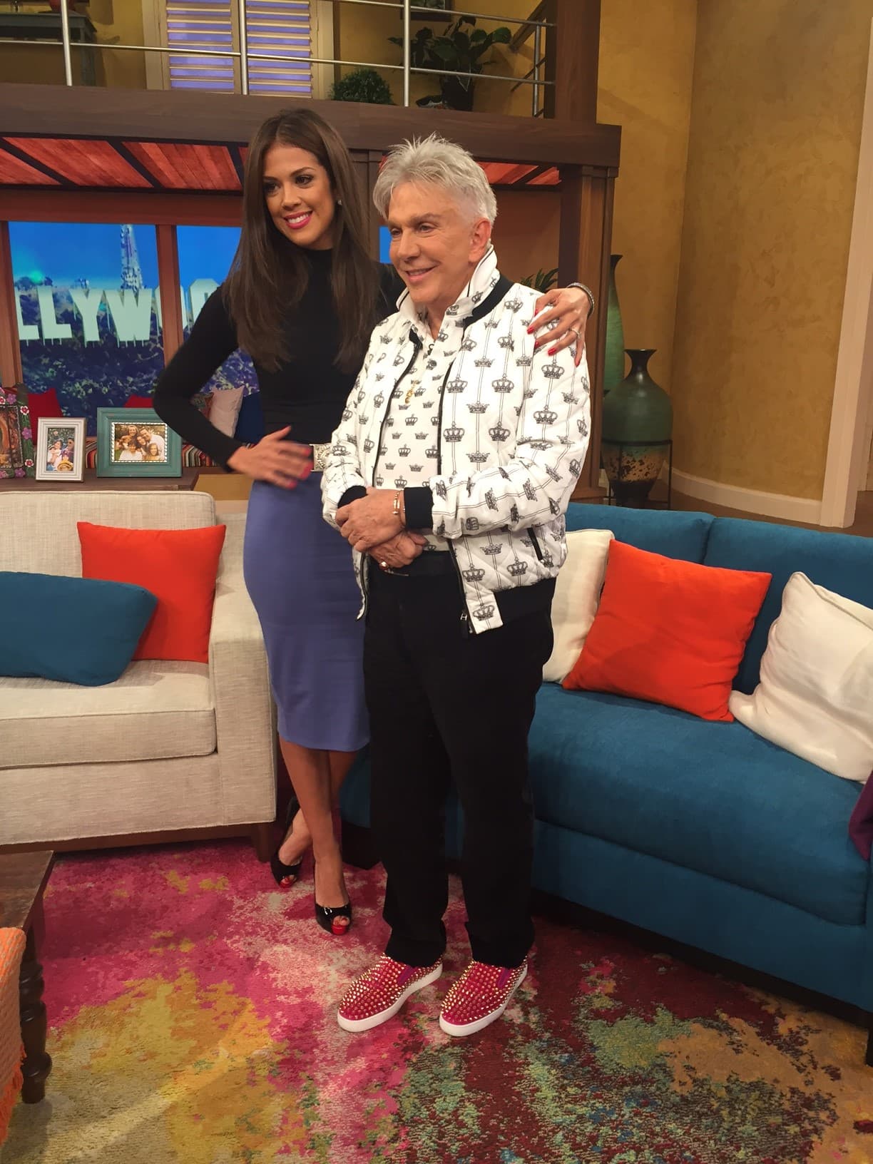 Carolina Ramírez aprovechó para saludar a Osmel y recordar su paso por Nuestra Belleza Latina.