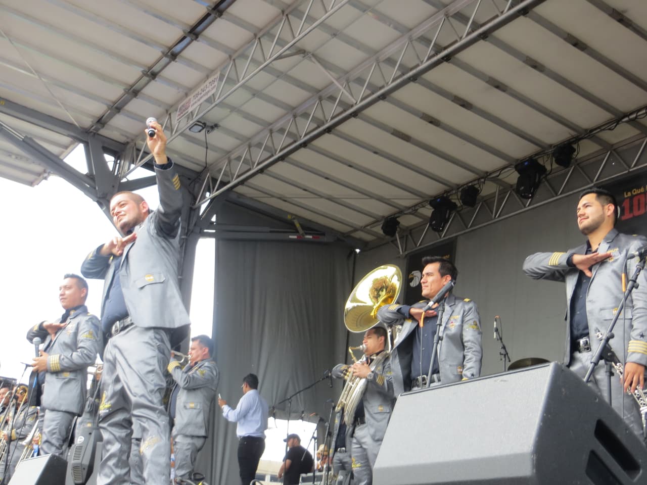 La Séptima Banda conquistó el escenario de Fiestas Patrias 2015 y puso a bailar a la ciudad de los vientos con lo mejor de su repertorio.