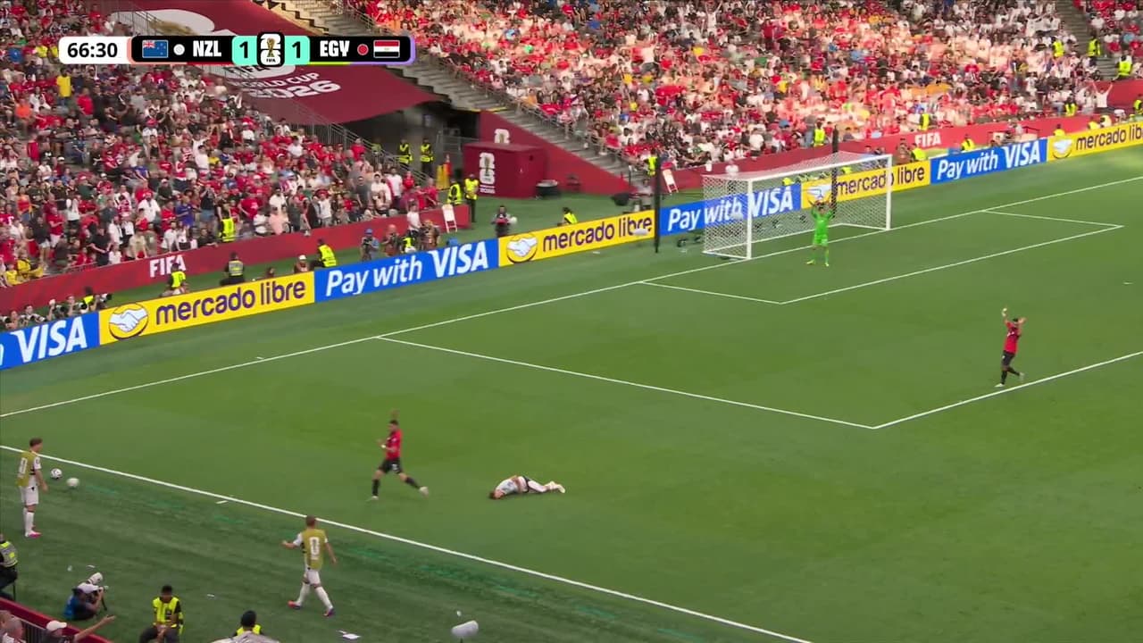 ¡GOL!  anota para Egipto. Mohamed Salah