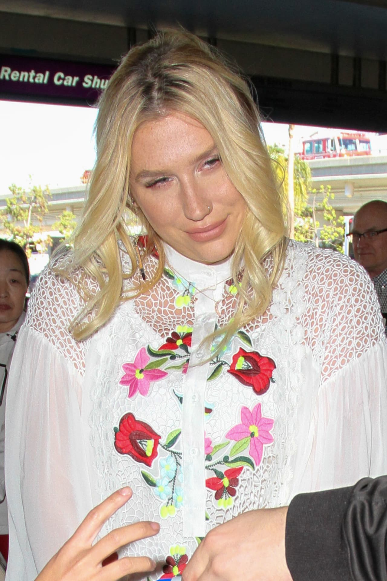 Al parecer este escándalo no termina, pues la cantante ha dejado claro que buscará la justicia en todo este proceso.