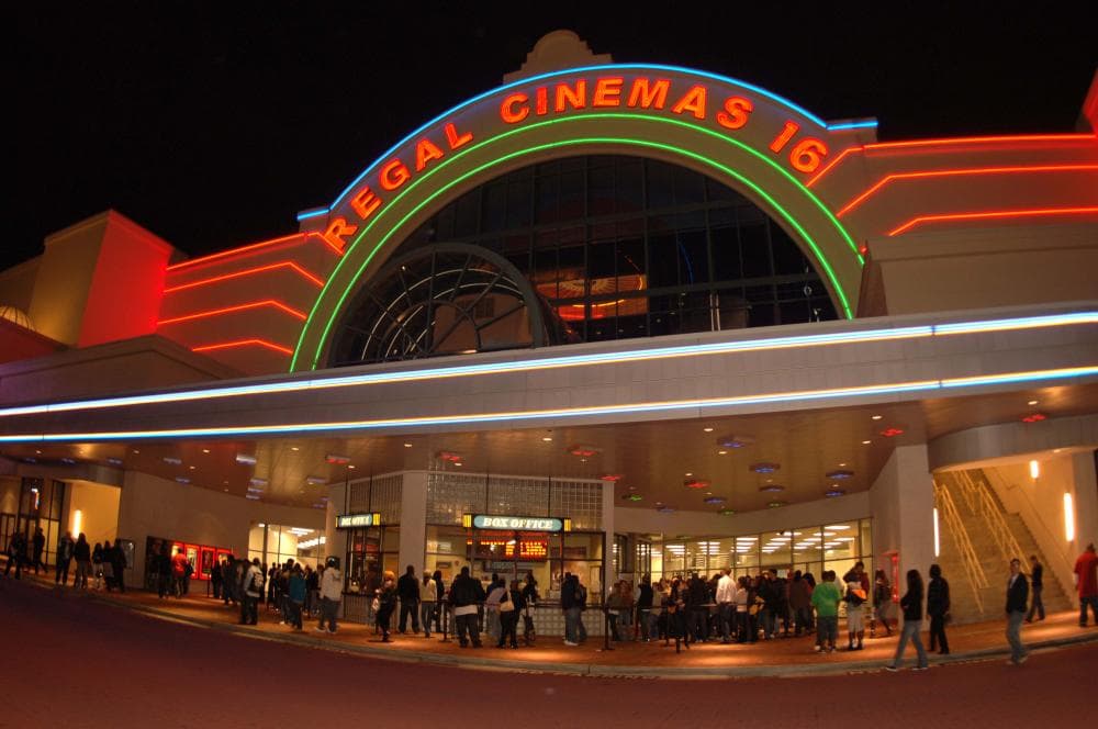 <b>6. Regal Atlantic Station Stadium 18</b>
<br>Es un cine muy antiguo, pero cuenta con salas 4DX, IMAX, RPX y VIP. 
<br>