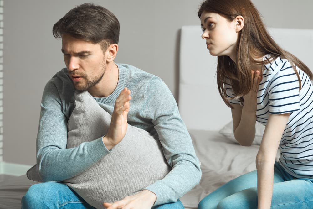 Cuando estés con la persona amada no lo desperdicies contando la vida ajena, entrando en detalles que no importan, y agobiando a tu pareja con quejas y lamentaciones.