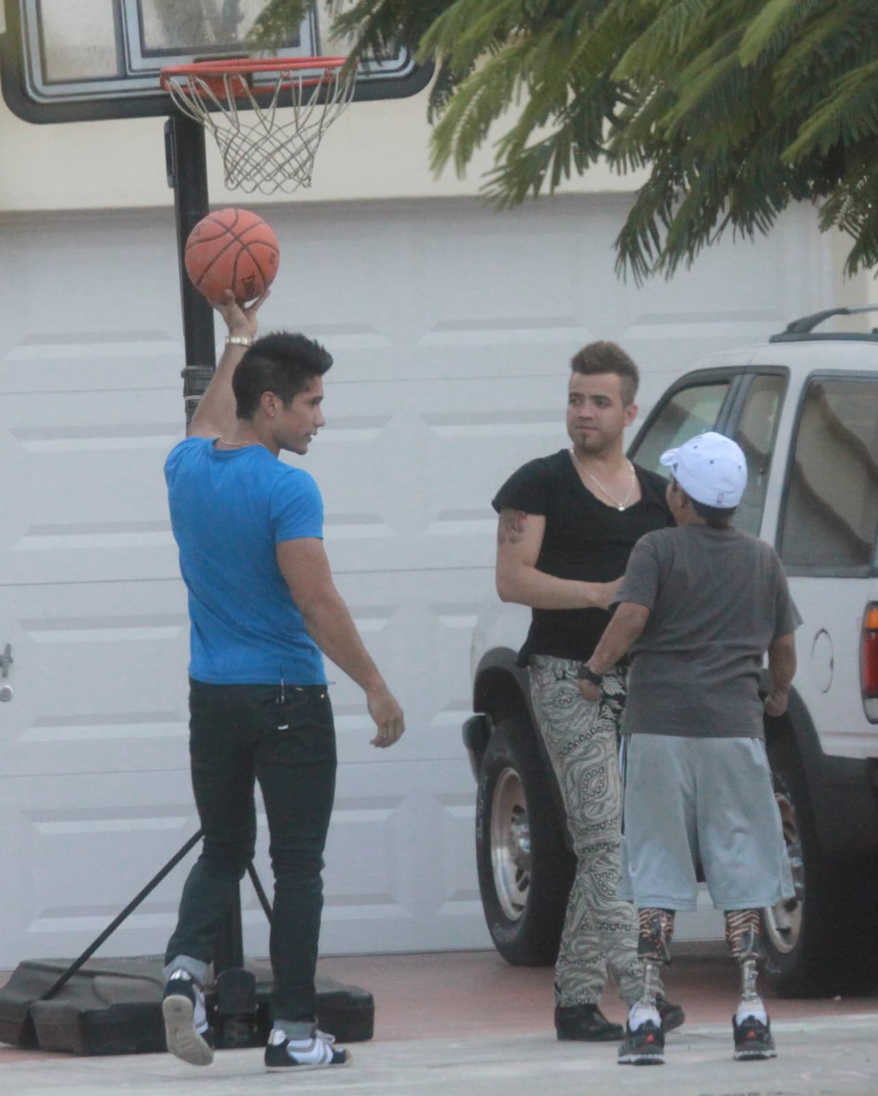 Chyno y Nacho incluso hacían sus buenas obras juntos, como cuando jugaron baloncesto con un chico que tenía prótesis de ambas piernas.