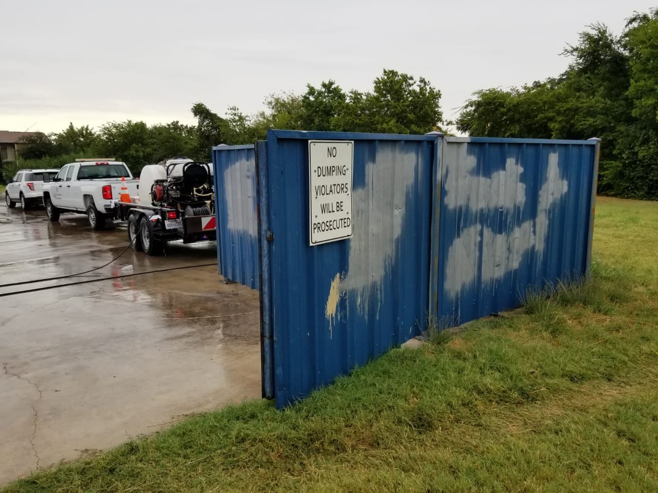 Los mensajes aparecieron por varios lugares de la ciudad.