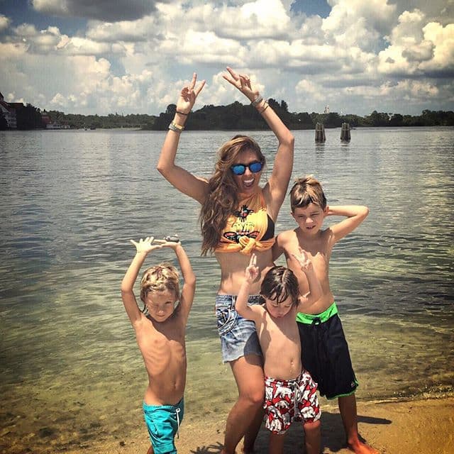 Gali y sus pequeñines disfrutando las vacaciones.