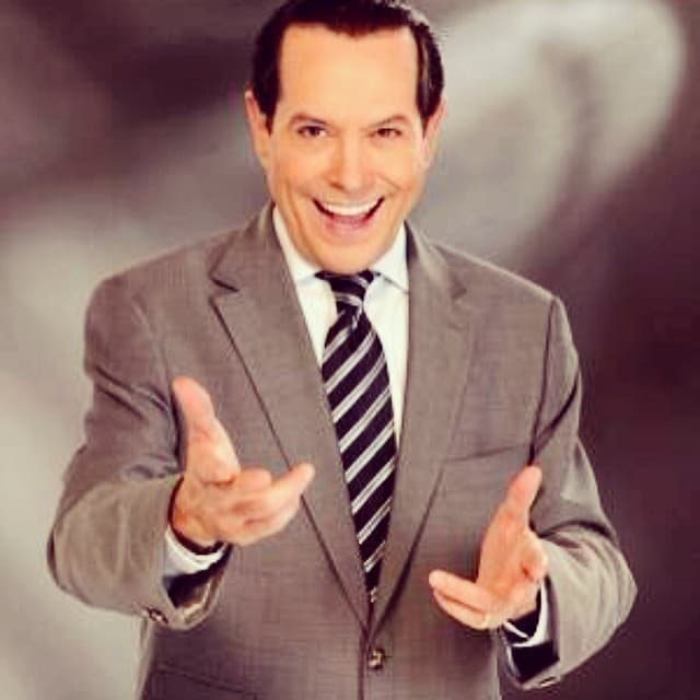 Pepillo siempre regalándonos su mejor sonrisa.