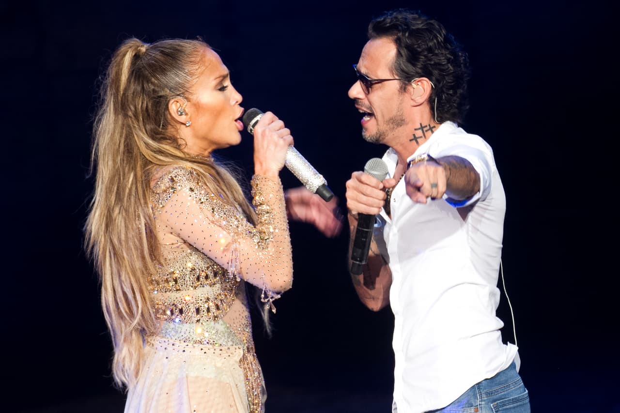 Jennifer López invitó a su exesposo Marc Anthony a cantar con ella durante su primer concierto como solista en la República Dominicana, el pasado 15 de abril.