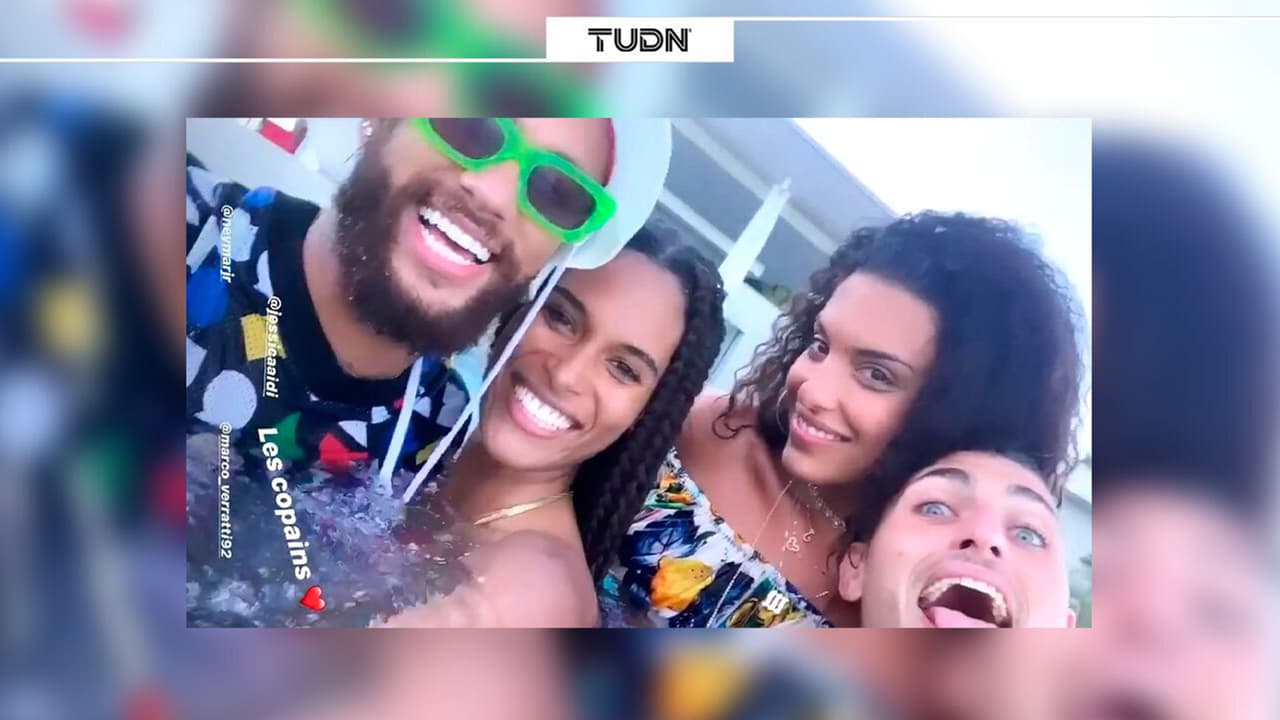 Neymar 'sufre' con modelos de Victoria's Secret en Saint-Tropez