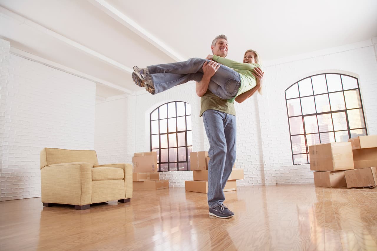 Tanto en el amor, como en el dinero, lo que se presenta es inesperado, así que no lo dejes escapar, y aprovéchalo todo.