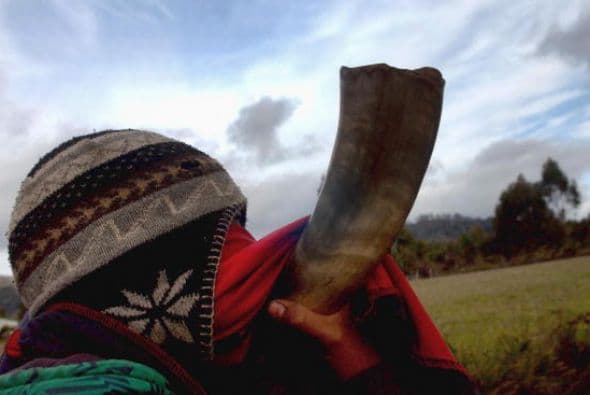 POR SI LAS DUDAS… Especialistas chilenos realizan un peritaje psicológico a una filósofa que encabezaba un grupo de personas que supuestamente planeaba protagonizar un suicidio colectivo este viernes, con motivo del presunto fin del mundo. Ver toda la información