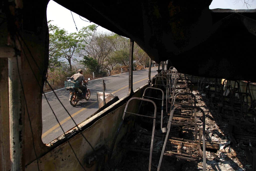 Se tiene documentado que el 8 de marzo de 2010 miembros del crimen organizado realizaron el primer narcobloqueo en la ciudad fronteriza de Reynosa, en Tamaulipas.