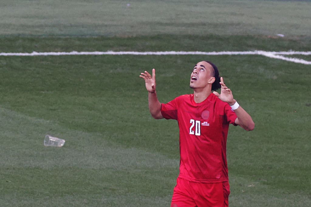 Poulsen marcó el segundo gol más rápido en la historia de la Euro