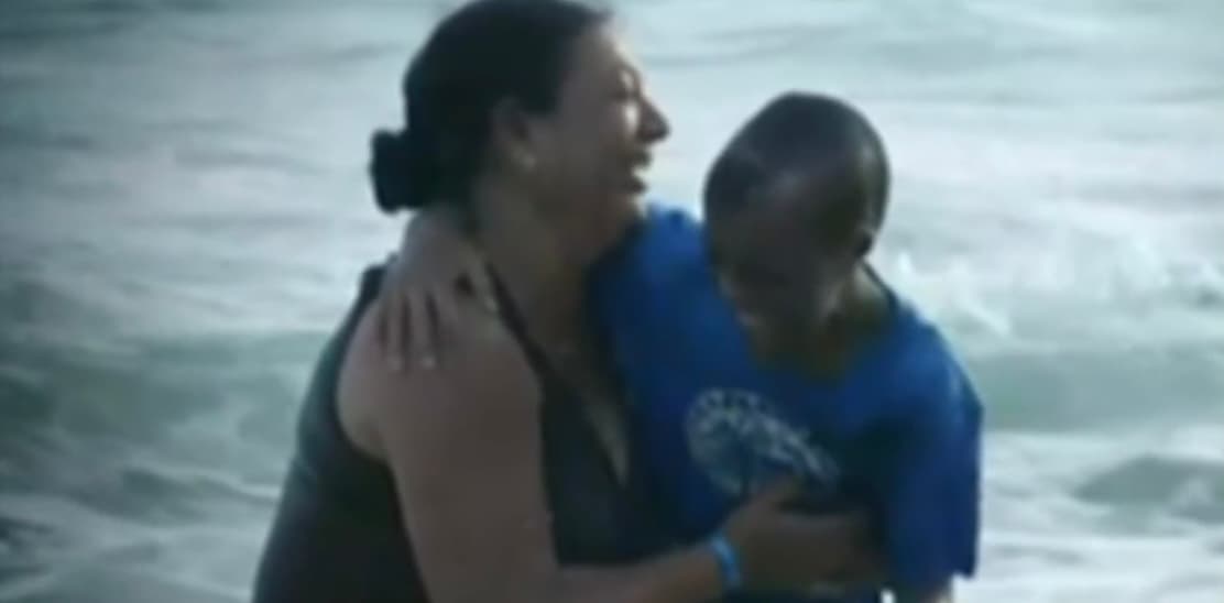 Con la fe inquebrantable casi como su última arma, la familia pide abiertamente la colaboración de propios y extraños para costear los múltiples y costosos gastos que conlleva la enfermedad. 
<b>Para eso pone a disposición el número de tarjeta de Banco Azteca 5263 5401 0628 6616 para cualquier donativo y el número de teléfono del abuelo César Baltazar +52 353 131 8826.</b>
<br>