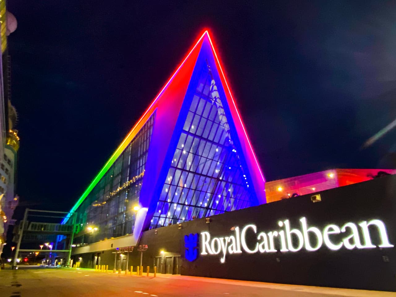 Sin embargo la tripulación si debe haber recibido la inyección antes de viajar.