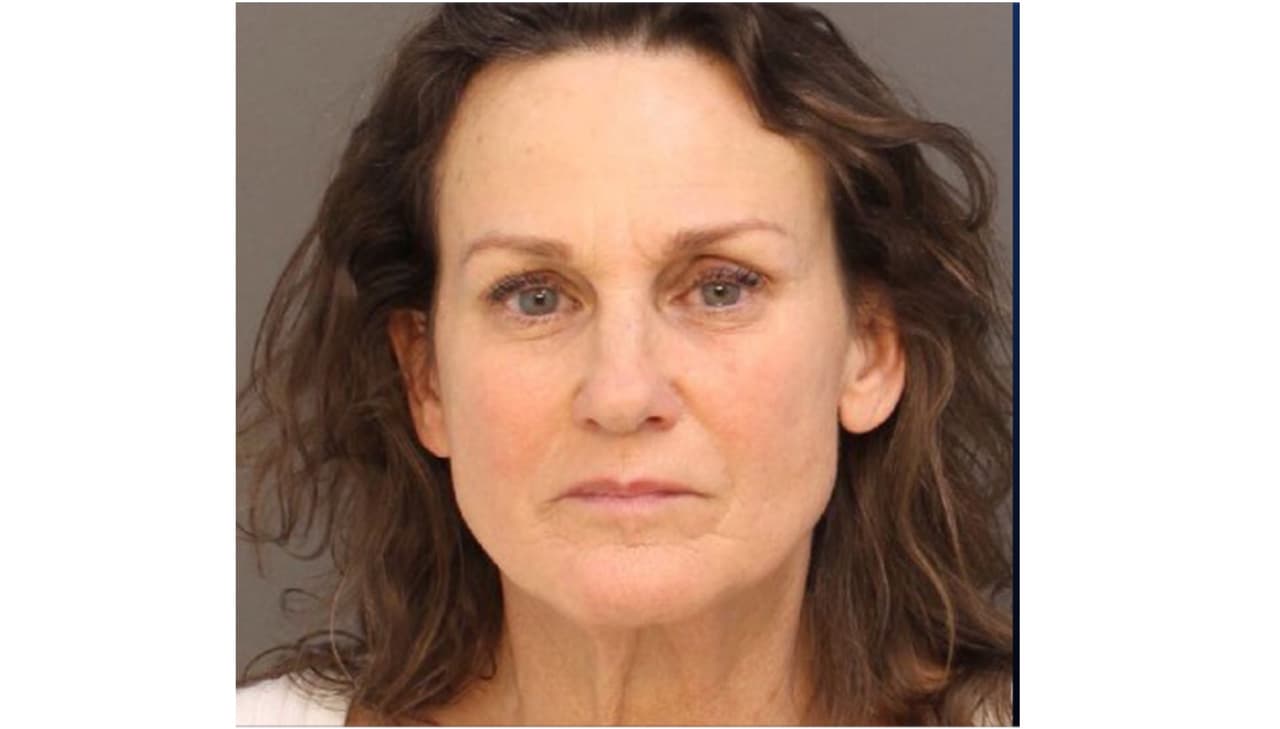 Conductora del condado Delaware enfrenta cargos por amarrar con cinta adhesiva a un menor a su asiento en el autobús escolar