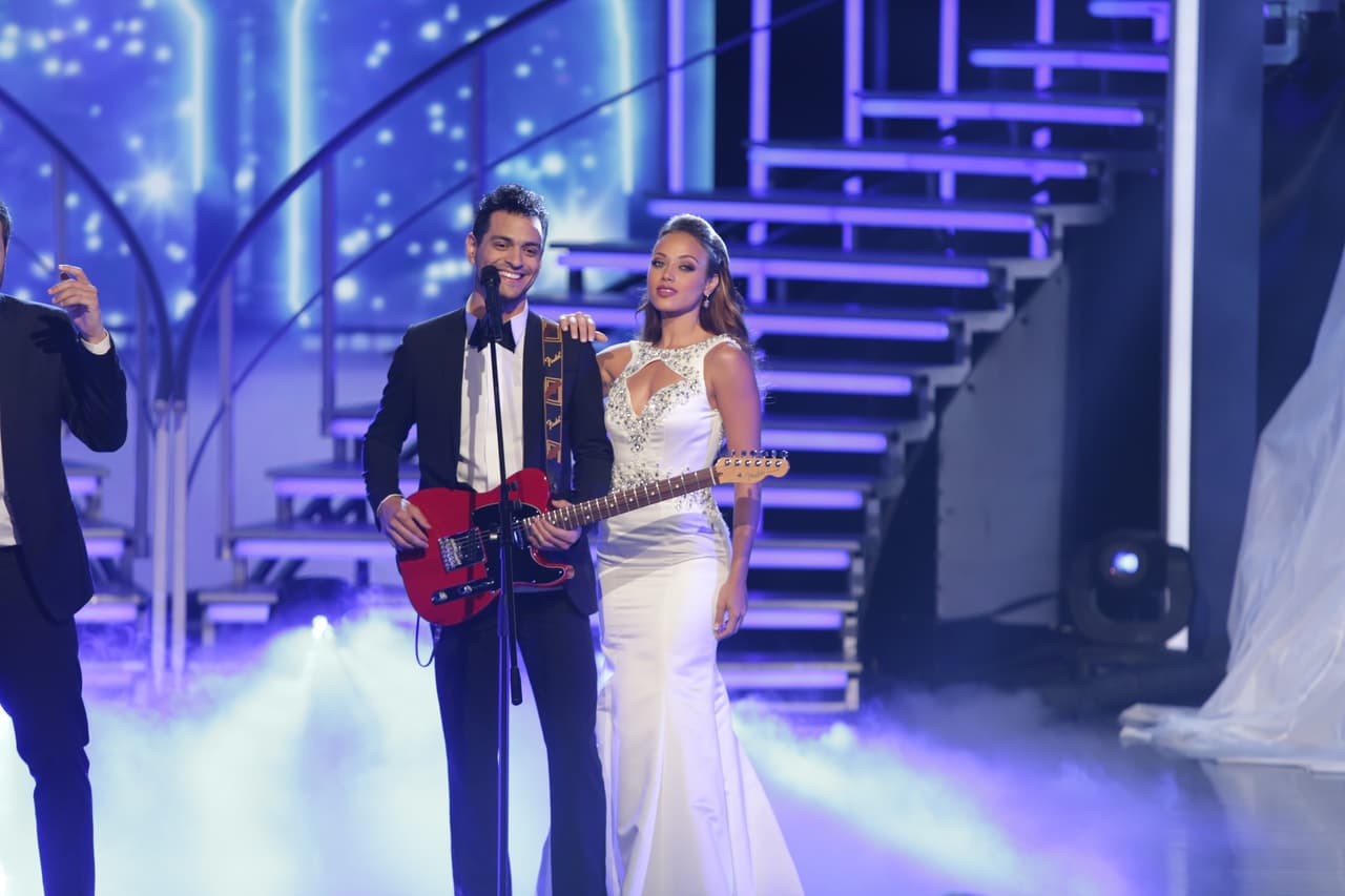 Noche de grandes confesiones, mucho ritmo y reencuentros inolvidables. Repasa las mejores fotos de las bellas aquí: