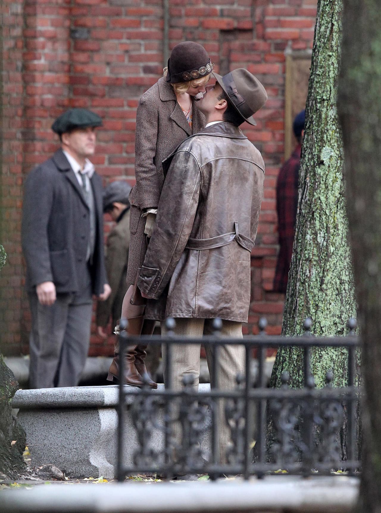 ¿Qué opinará su aún esposa Jennifer Garner de estos apasionados besos con la actriz Sienna Miller?