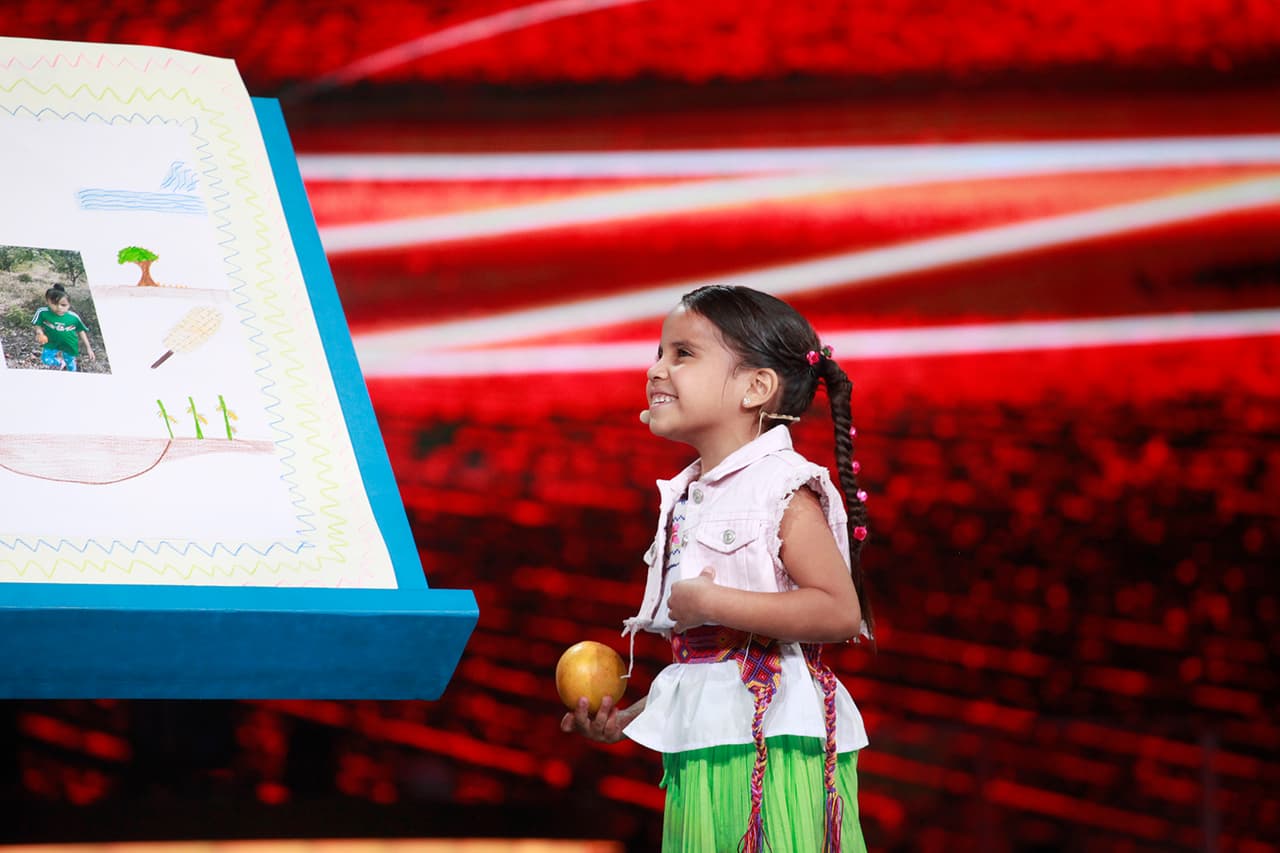 La capitana platicó que en su pueblo se dedica a plantar maíz, "en mi campo", dijo.