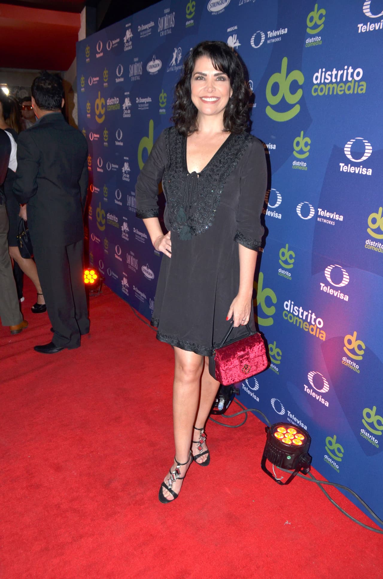 Gustavo Adolfo Infante la cuestionó sobre si fue él o ella quien abandonó el hogar que habían construido juntos. "Yo me salí de la casa, yo quise salirme de ahí porque ahí llevaba mi vida con él, entonces yo me salí, fue una decisión mía, muy personal, de 'yo me voy de aquí, qué fácil tú te vas a filmar y no estás y yo me quedo en el espacio. Yo me voy, no pasa nada'", recordó.