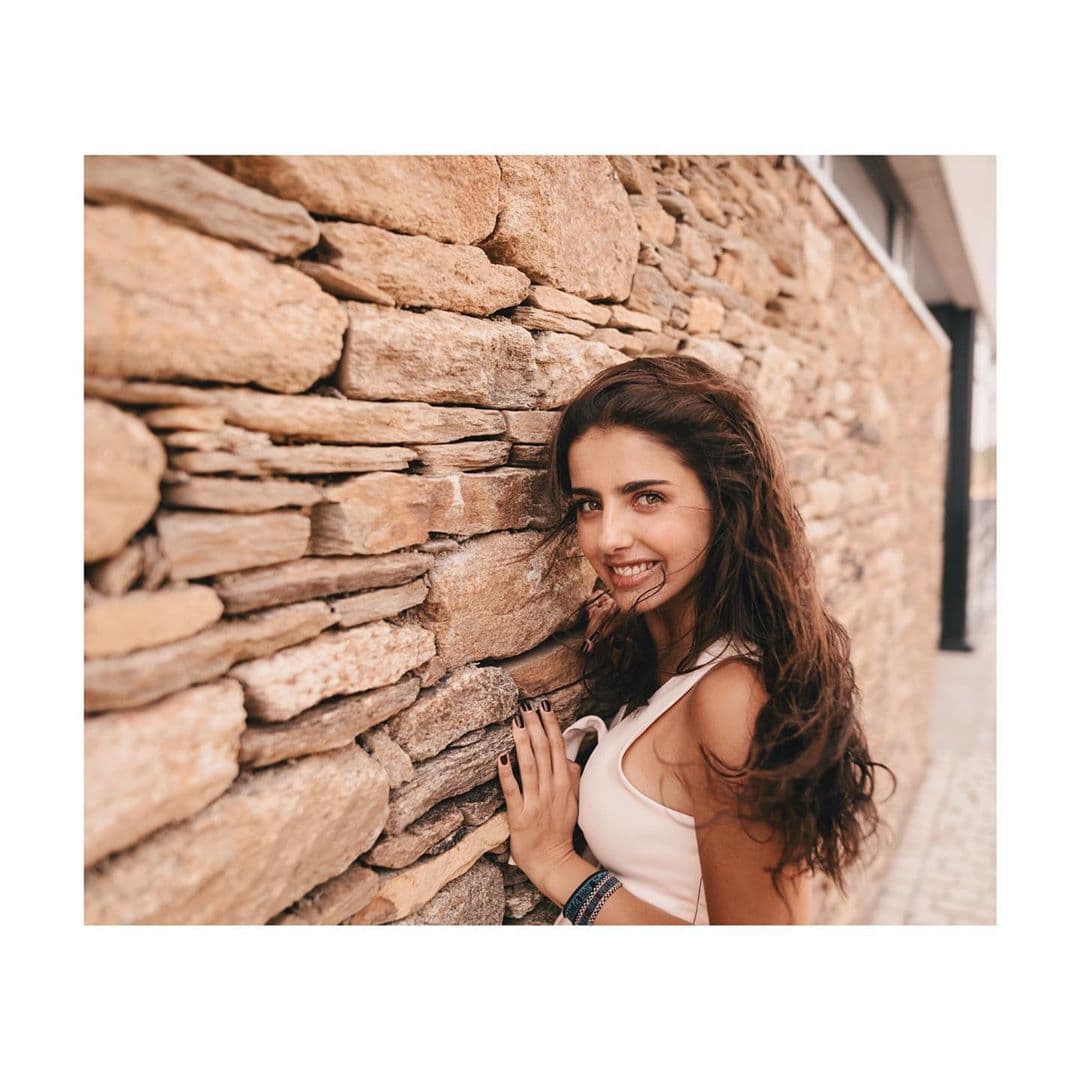 Esa energía también la llevará a su próximo proyecto: "Ya hay planes de una nueva telenovela en la mira, pero no quiero hablar mucho de eso hasta que no esté todo listo. Pero sí puedo decir que vienen cosas muy lindas en mi futuro".