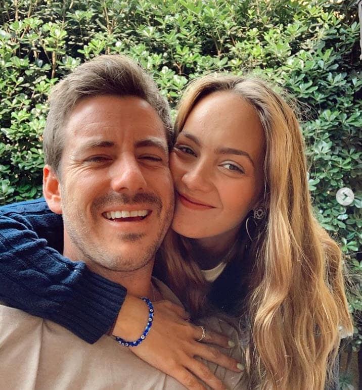 Reconoció que sí sentía nerviosismo, pero son "nervios padres", sobre todo porque existía gran incertidumbre alrededor de su hija. La niña no se había dejado ver del todo en las ecografías. 
<br>