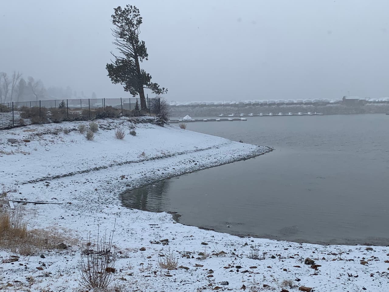 Mientras tanto en la montaña de Big Bear en el Condado de San Bernardino, la situación no era muy distinta.