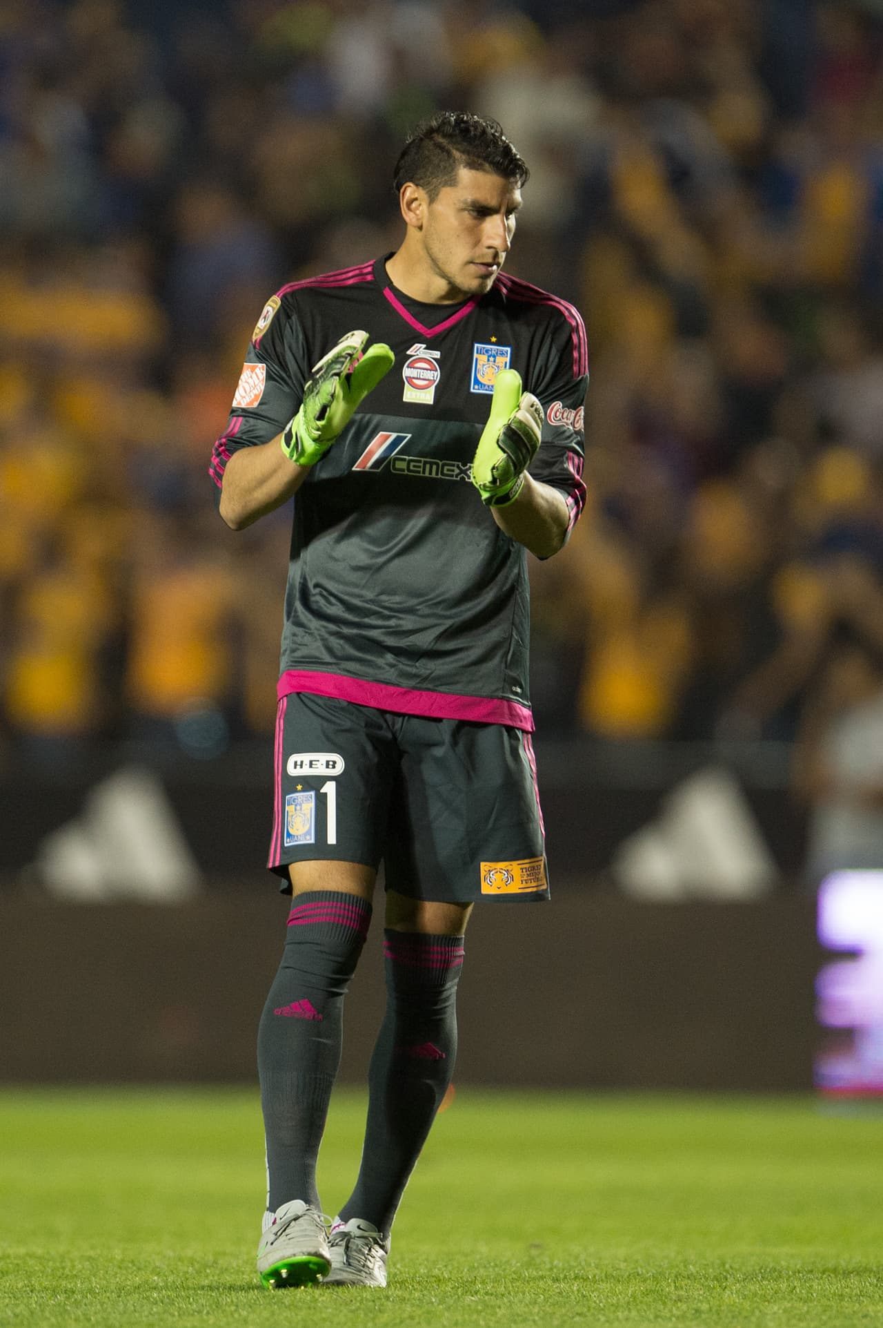 Nahuel Guzmán: 'La Volpe es un gran técnico'