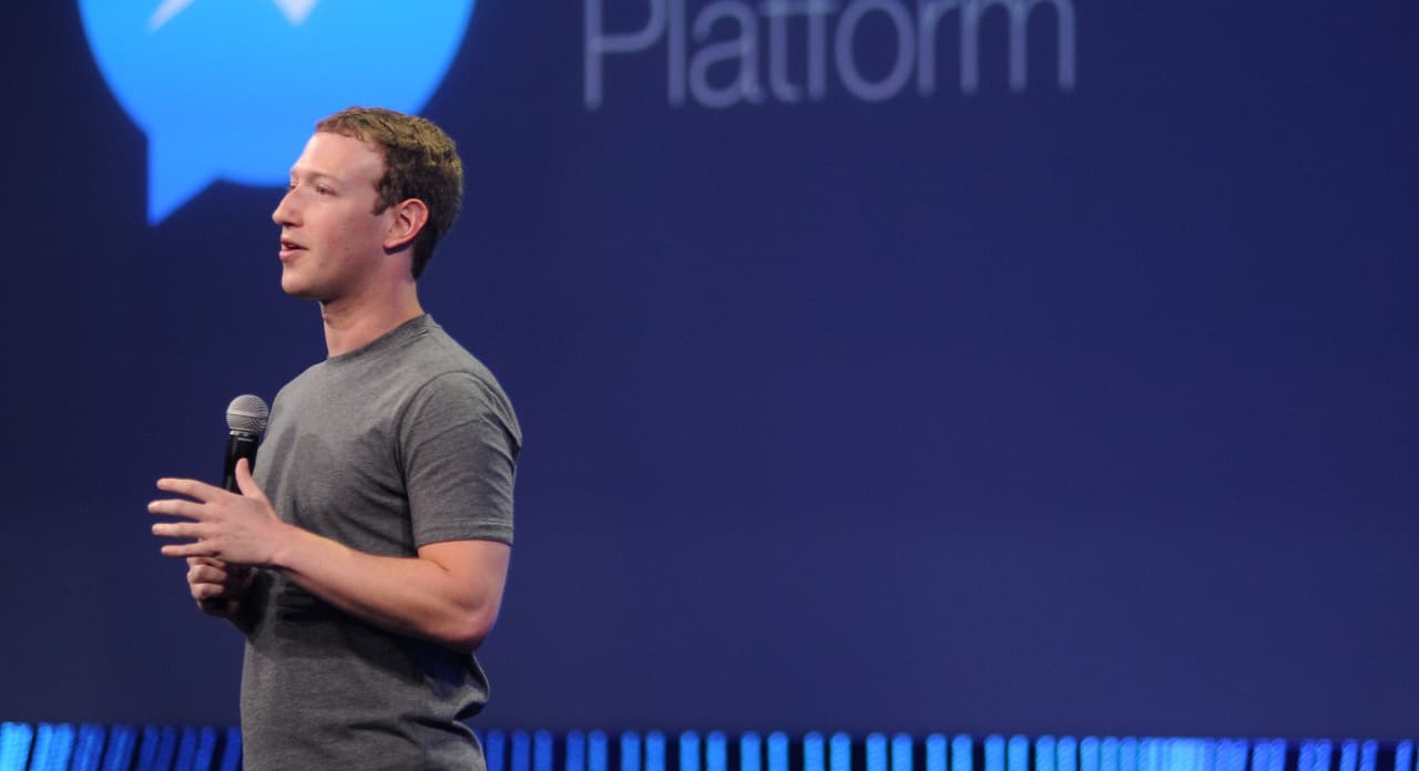 Mark Zuckerberg, fundador de Facebook, ha abogado por más de este tipo de visas.