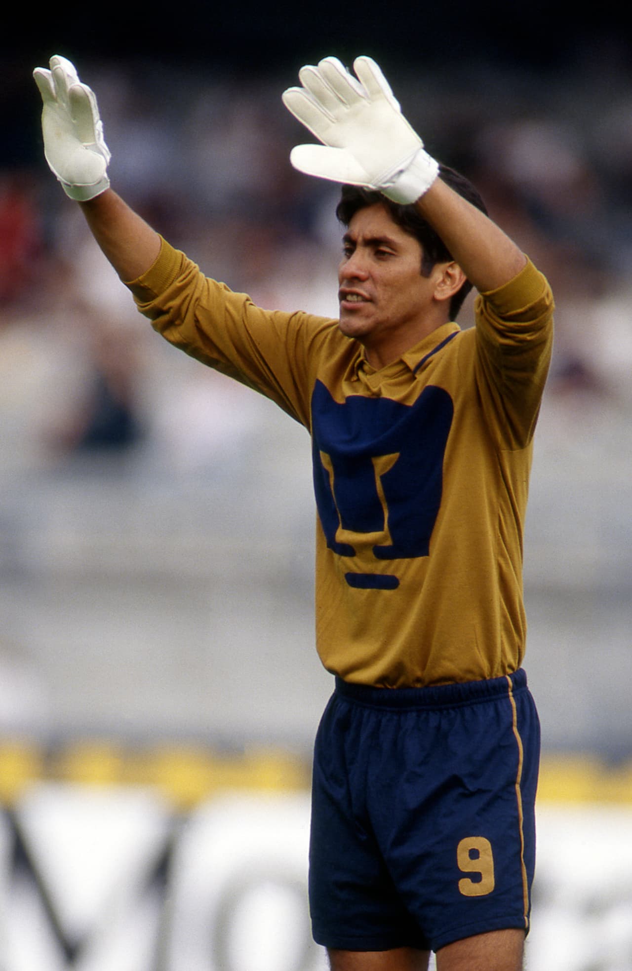 <b>Jorge Campos en Pumas: </b>el 'Brody' tuvo cuatro etapas con los Pumas, equipo en el eque debutó en 1988 y con el que consiguió un título de la Liga mexicana y 46 goles.
