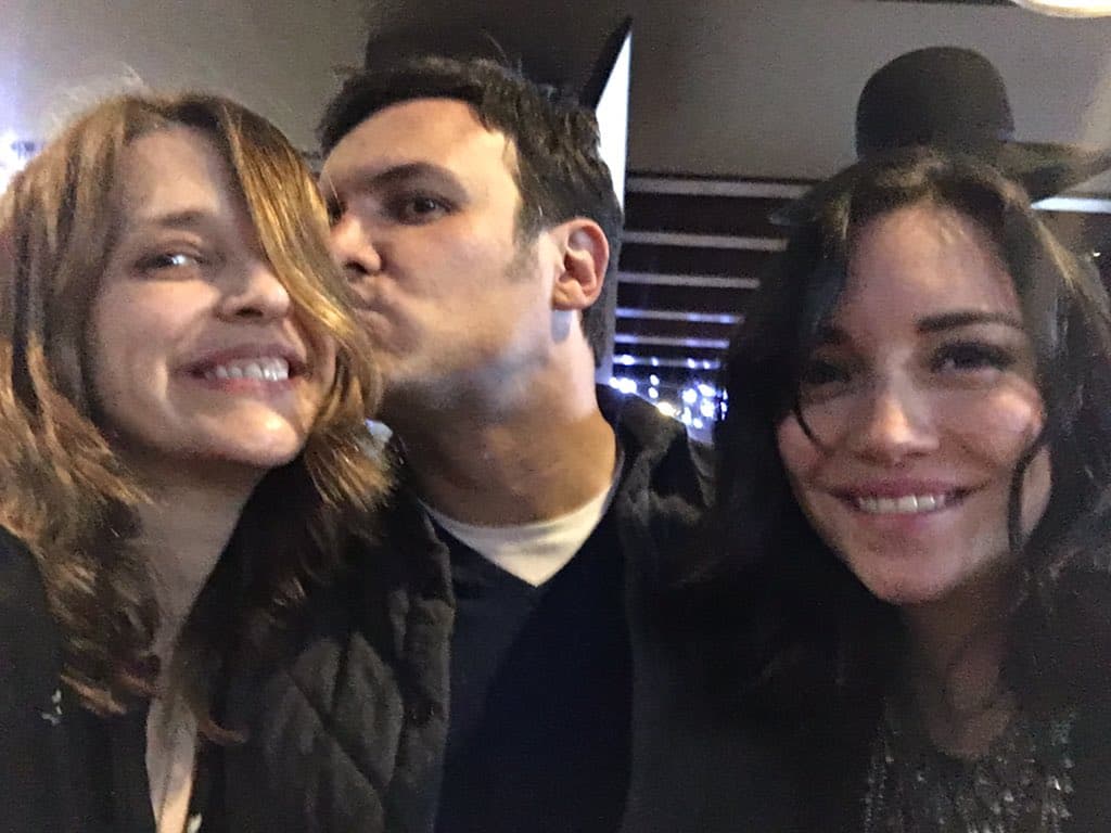 Ella fue 'Cecilia Gaytán', una mujer a la que el detective Ayala no le perdió de vista y no sólo por su belleza, sino porque tenía varios secretos.