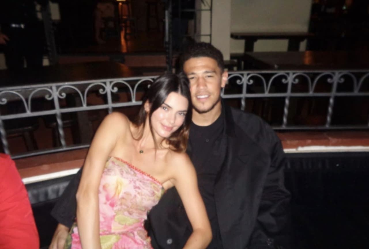 Hasta el momento, ni Kendall Jenner ni Devin Booker se han pronunciado sobre cómo se encuentra su relación.